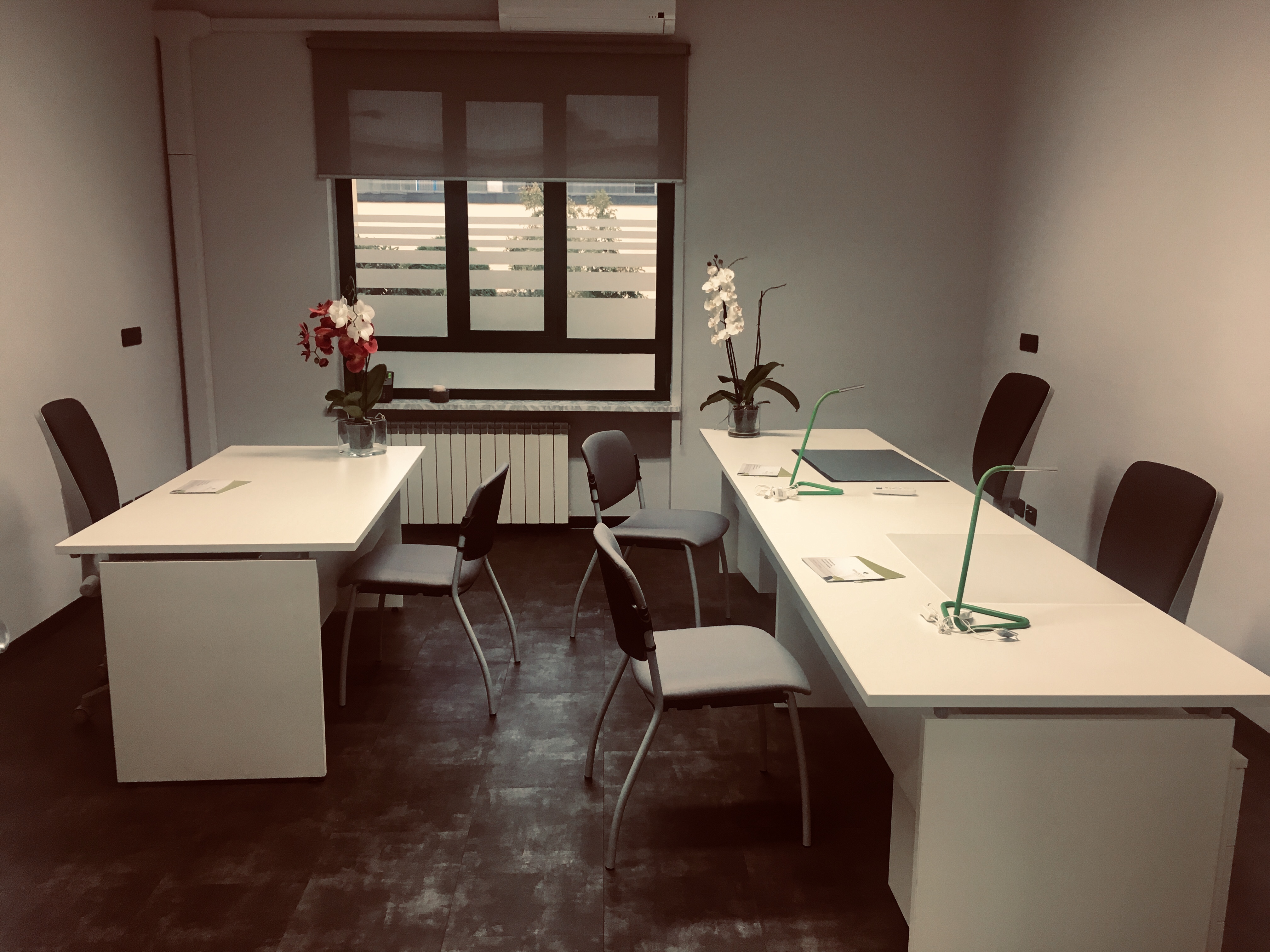 Ufficio Day Office a Moncalieri, pronto per lavorare